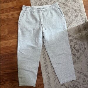 Lululemon Scuba Sweats - 12